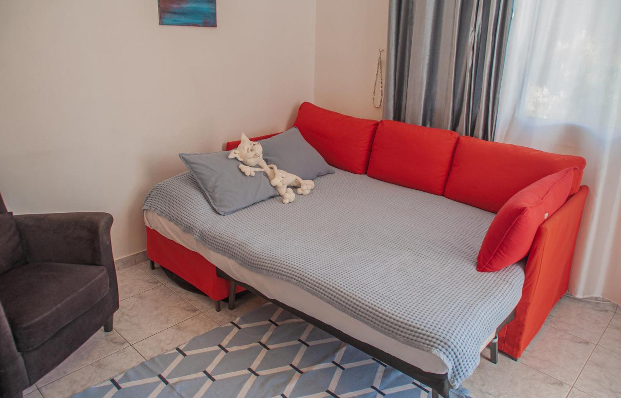 Cozy 1 Bedroom Apartment In Walking Distance To The Municipal Beach Paphos Buitenkant foto